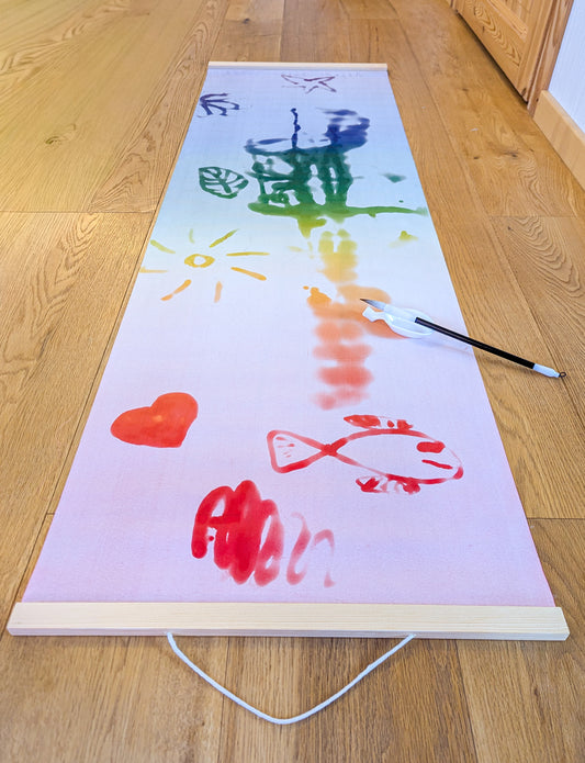 Wiederverwendbares Regenbogen Wassermaltuch + Wasserbecher & Pinsel gratis dazu!